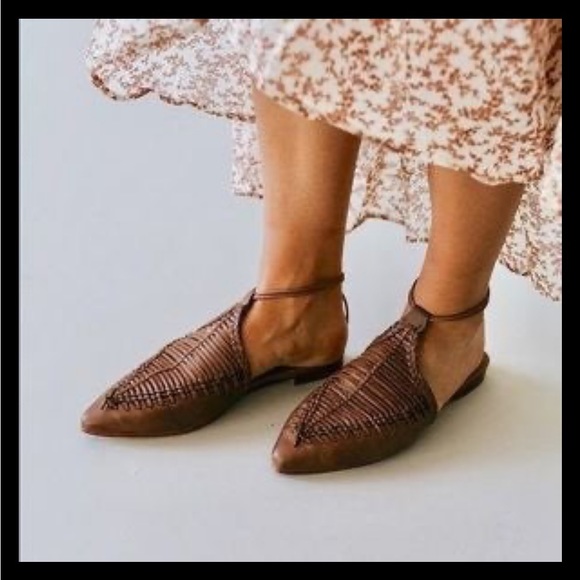 🦋🦋RARE Free People sandals🦋🦋 - Picture 2 of 5